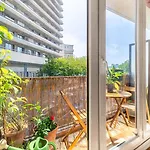 Guestready - A Marvellous City Retreat